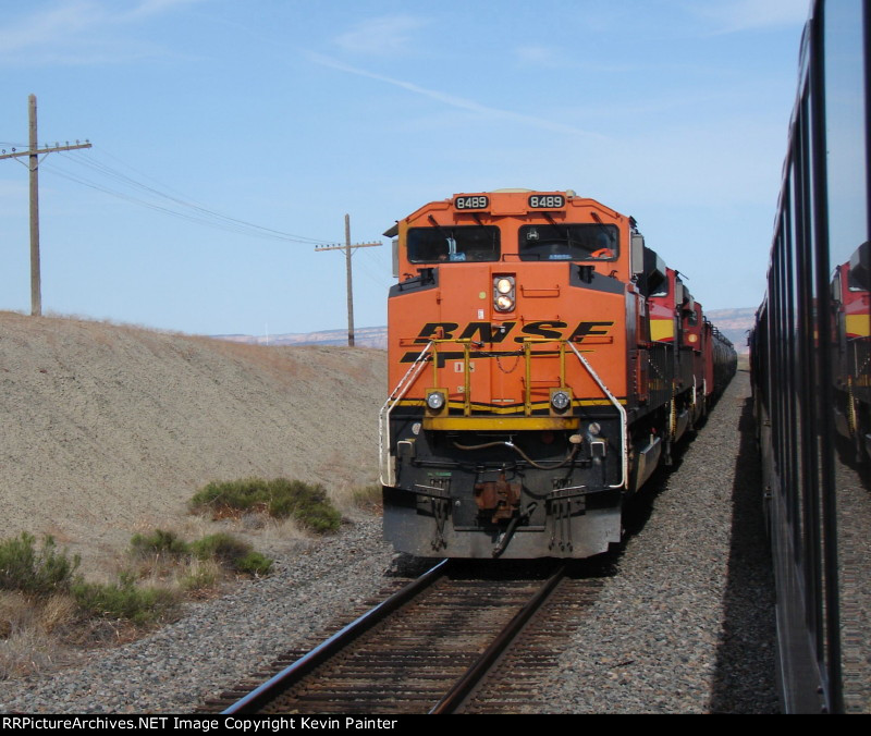 BNSF 8489